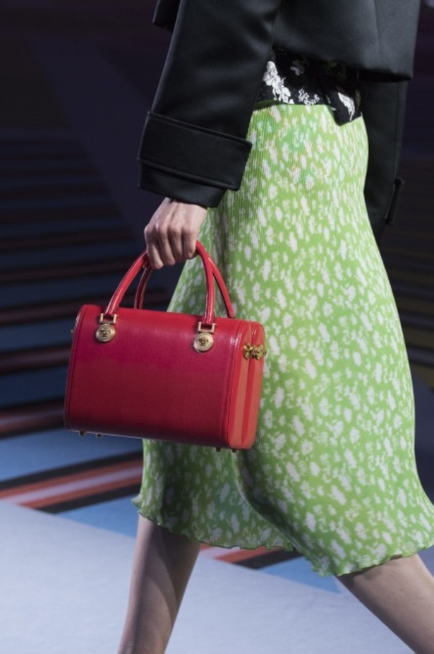 مجموعة فيرساتشي لموسم ربيع وصيف 2019