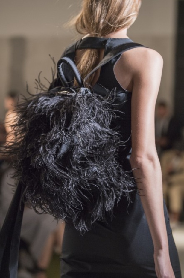 مجموعة No. 21 للأزياء الجاهزة لربيع وصيف ٢٠١٩ !