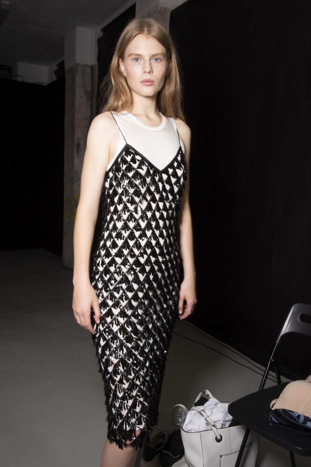 مجموعة No. 21 للأزياء الجاهزة لربيع وصيف ٢٠١٩ !