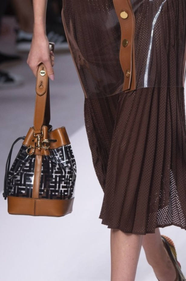 مجموعة Fendi لربيع وصيف 2019