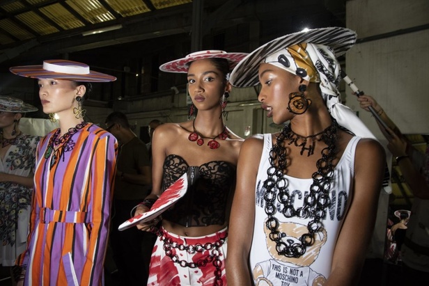 مجموعة موسكينو لموسم ربيع وصيف 2019