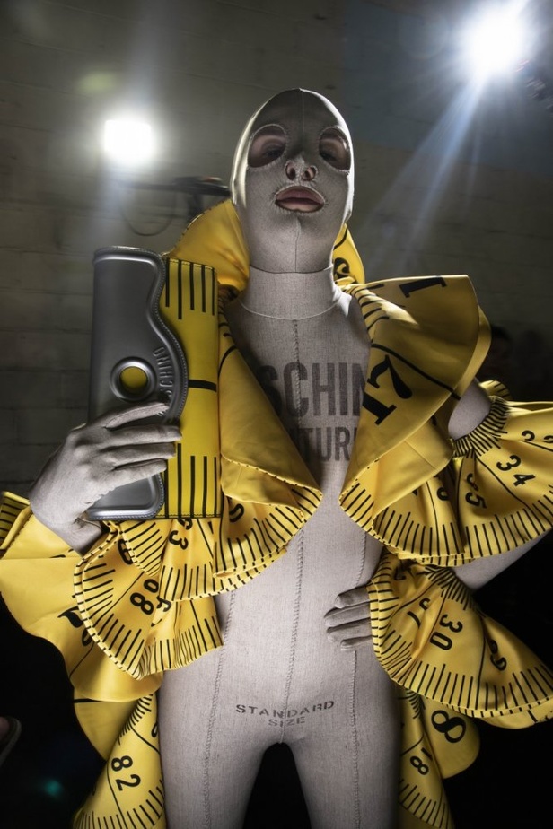 مجموعة موسكينو لموسم ربيع وصيف 2019