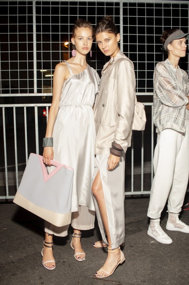 مجموعة Emporio Armani لربيع وصيف ٢٠١٩ !