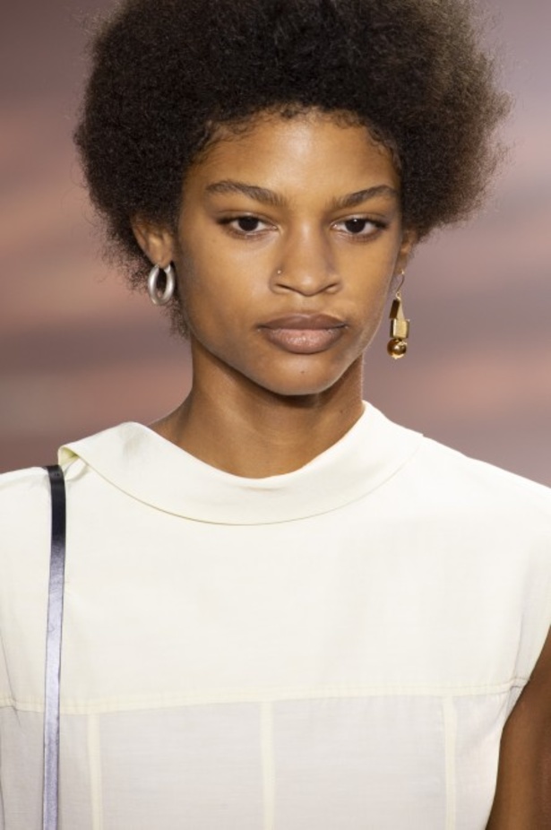 مجموعة جيل ساندر لموسم ربيع وصيف 2019