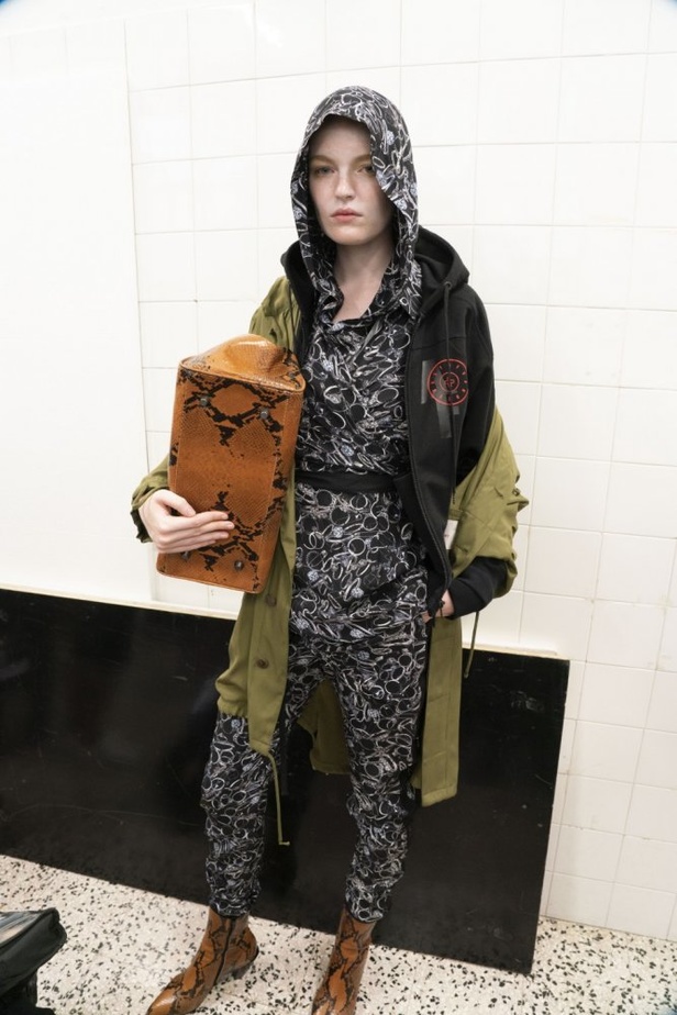 مجموعة AF Vandevorst لموسم ربيع وصيف 2019 ‏