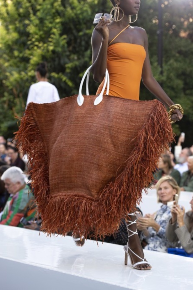 عرض أزياء Jacquemus لربيع وصيف 2019 