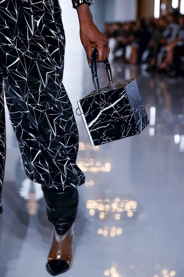 عرض أزياء Balmain لربيع وصيف 2019