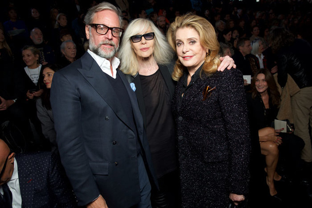 مجموعة Saint Laurent لربيع وصيف 2019