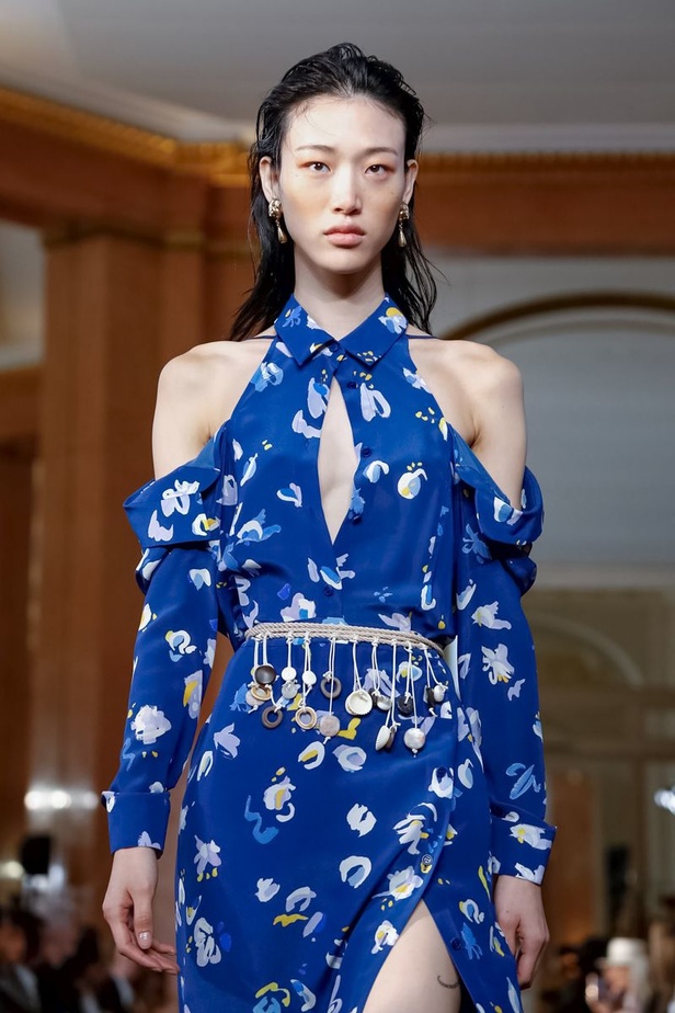 عرض أزياء Altuzarra لربيع وصيف 2019 !
