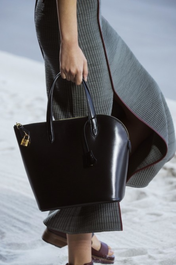عرض Hermès لربيع وصيف 2019