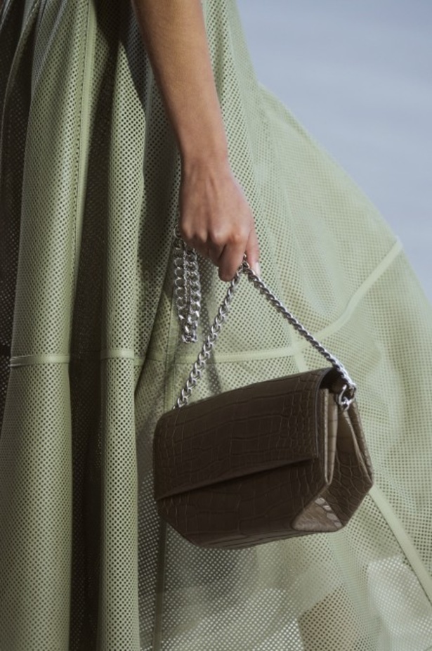 عرض Hermès لربيع وصيف 2019