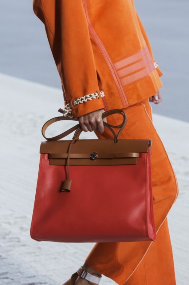 عرض Hermès لربيع وصيف 2019