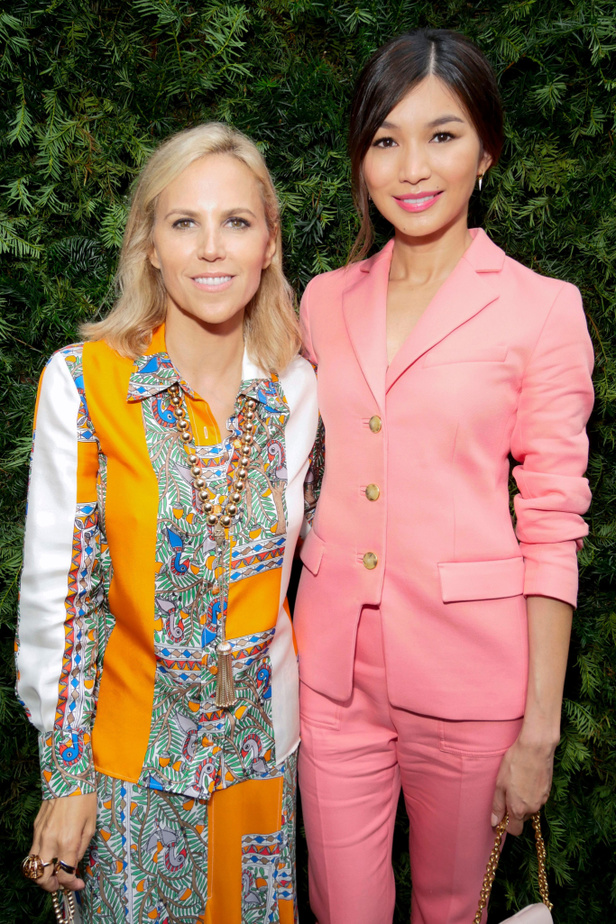 توري بورش تنقلنا الى ربيع وصيف 2019 بتصاميم عصرية وانيقة