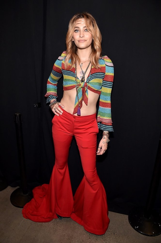 مجموعة Jeremy Scott لربيع وصيف ٢٠١٩ !