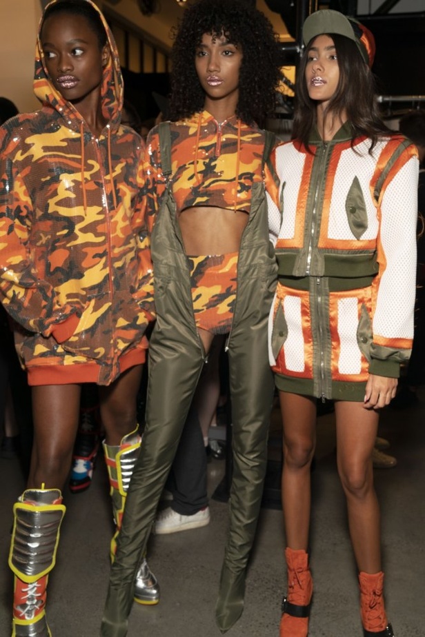 مجموعة Jeremy Scott لربيع وصيف ٢٠١٩ !