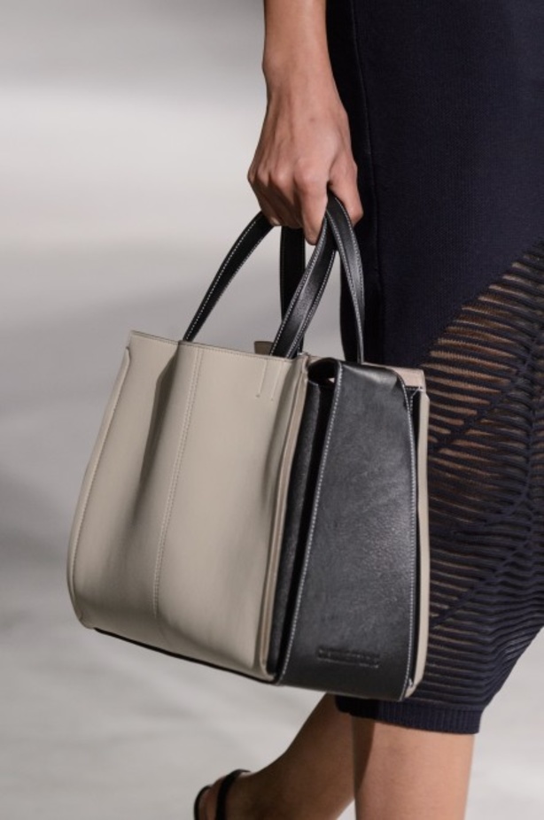 عرض أزياء Cushnie et Ochs لخريف وشتاء 2018 !