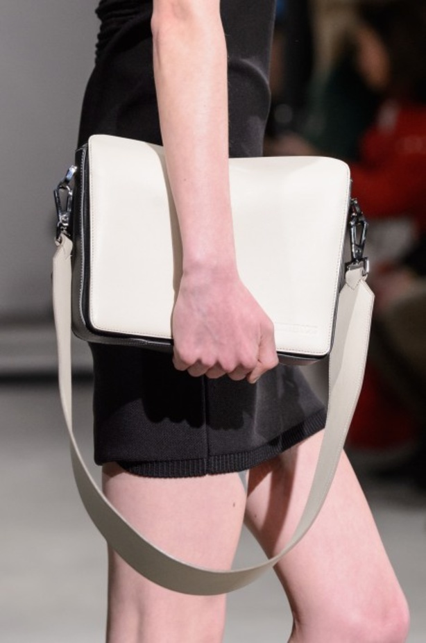 عرض أزياء Cushnie et Ochs لخريف وشتاء 2018 !