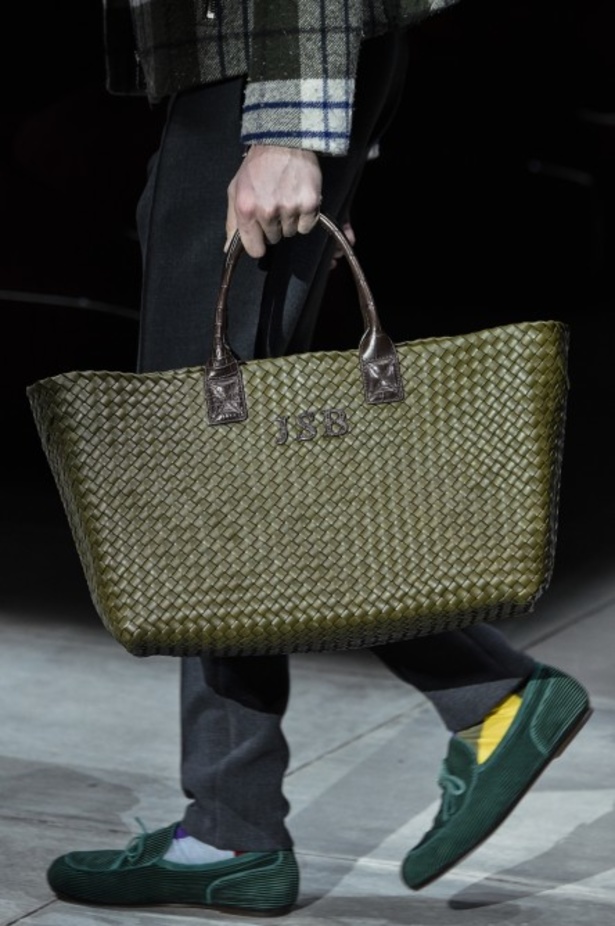 عرض ازياء مجموعة بوتيغا فينيتا لخريف وشتاء 2018