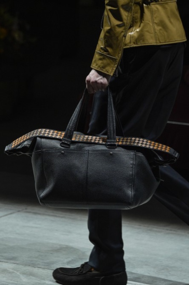 عرض ازياء مجموعة بوتيغا فينيتا لخريف وشتاء 2018