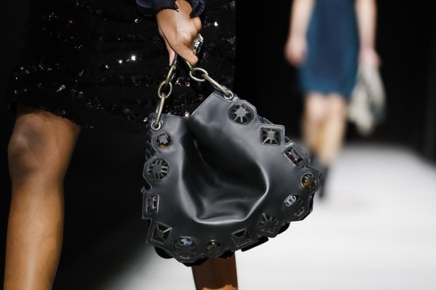 عرض ازياء مجموعة بوتيغا فينيتا لخريف وشتاء 2018