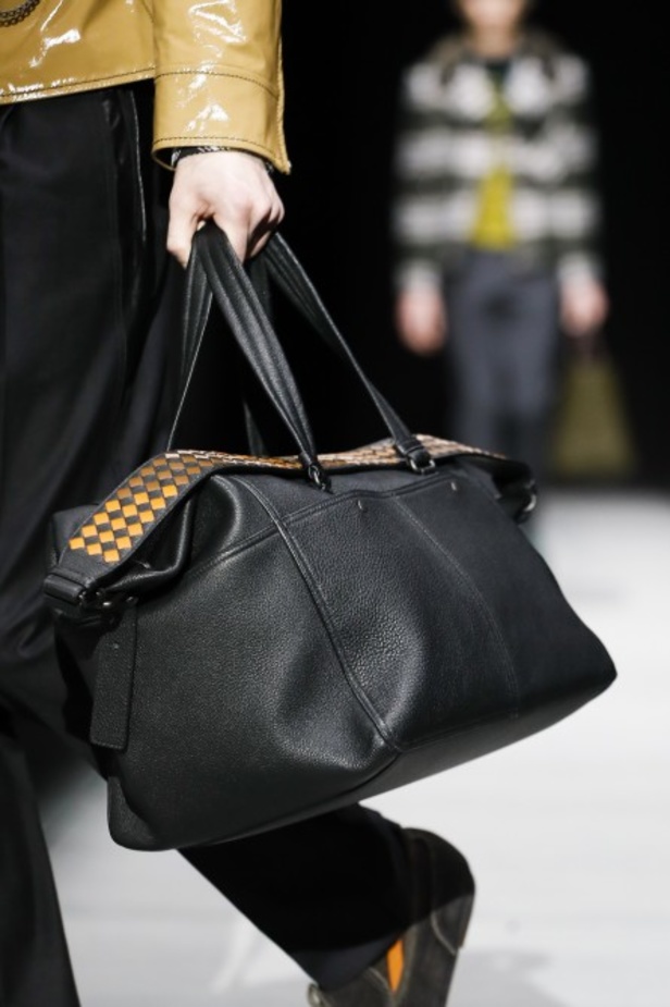 عرض ازياء مجموعة بوتيغا فينيتا لخريف وشتاء 2018