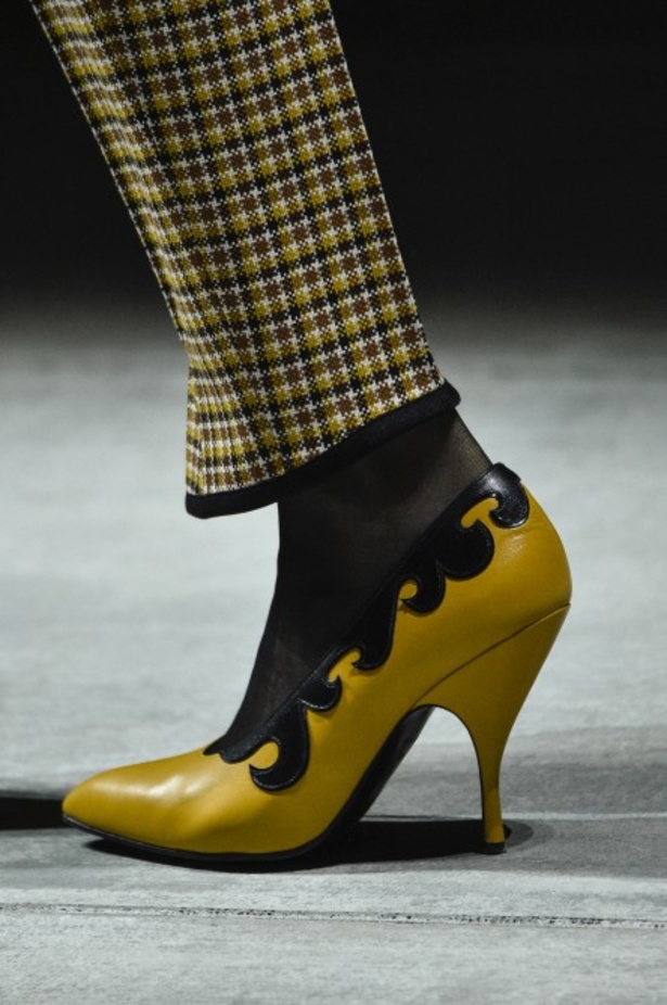 عرض ازياء مجموعة بوتيغا فينيتا لخريف وشتاء 2018