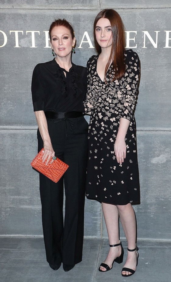 عرض ازياء مجموعة بوتيغا فينيتا لخريف وشتاء 2018