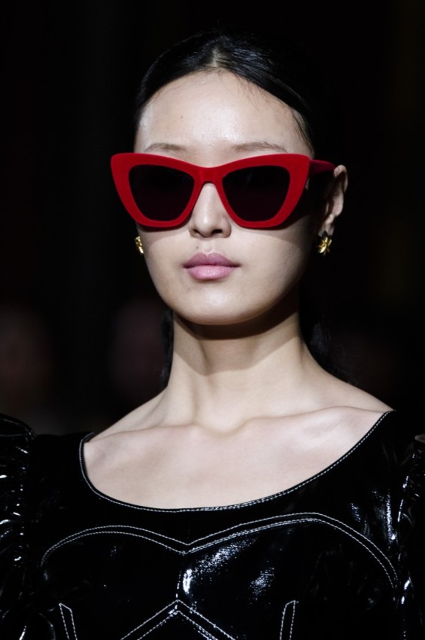 عرض أزياء كريستيان سيريانو لموسم خريف وشتاء 2018