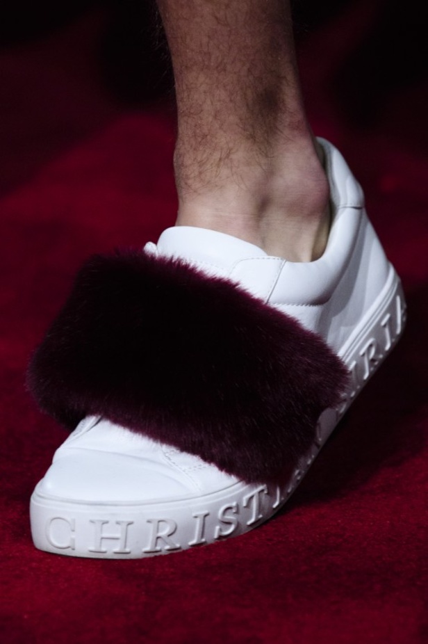 عرض أزياء كريستيان سيريانو لموسم خريف وشتاء 2018