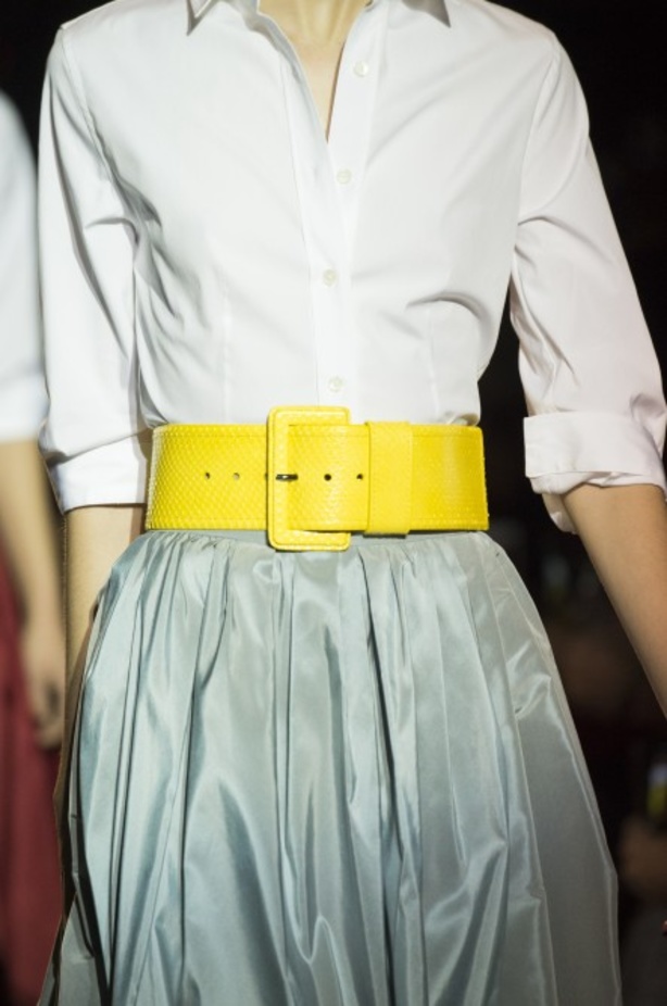 أزياء مفعمة بالألوان خلال عرض Carolina Herrera