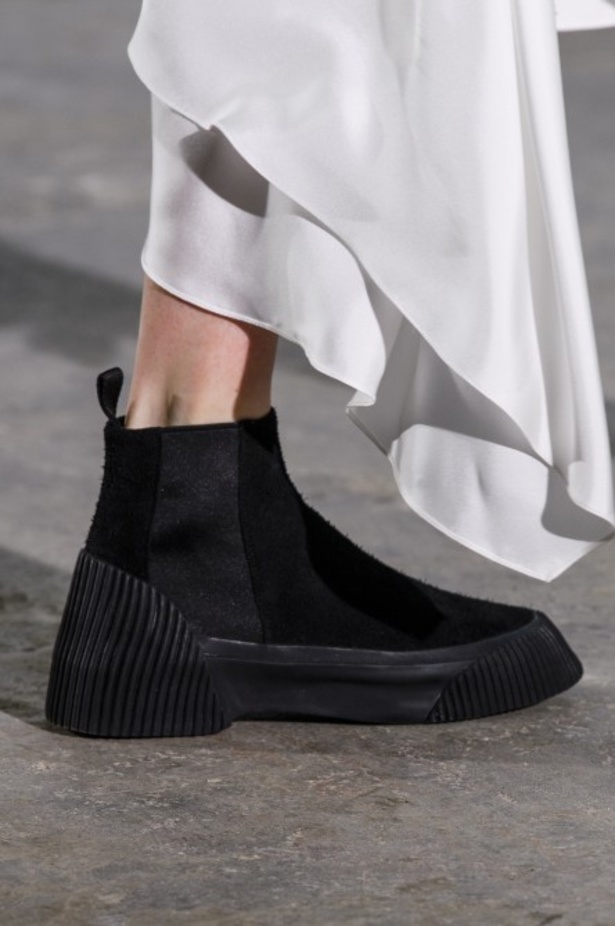 عرض أزياء 3.1 Phillip Lim لخريف وشتاء ٢٠١٨ !
