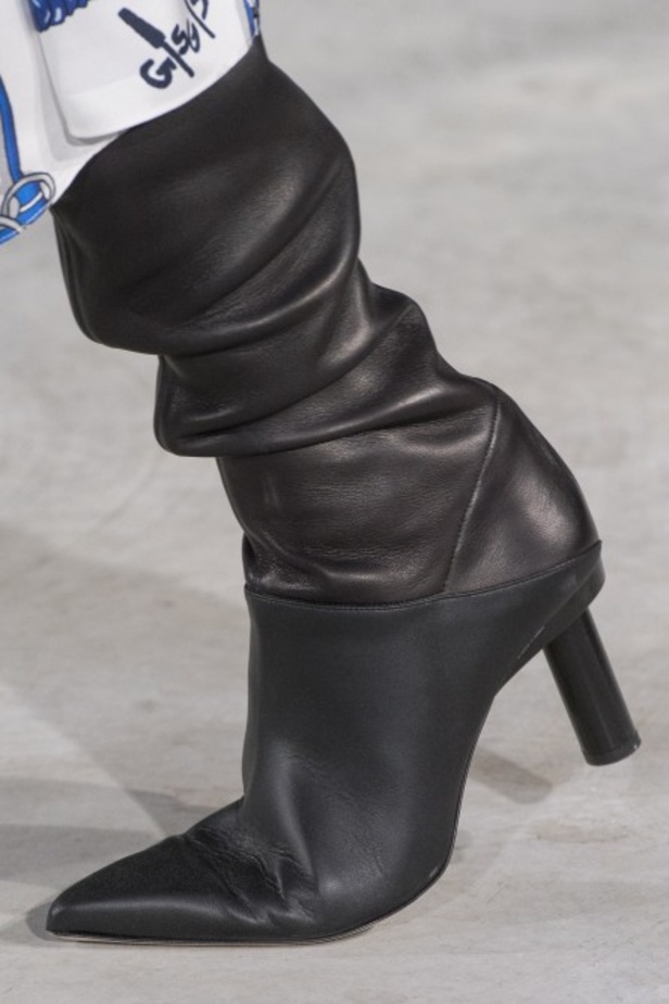 عرض أزياء تيبي لموسم خريف وشتاء 2018