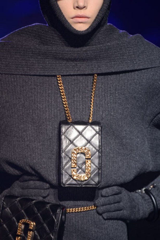 عرض أزياء Marc Jacobs لخريف وشتاء 2018 !