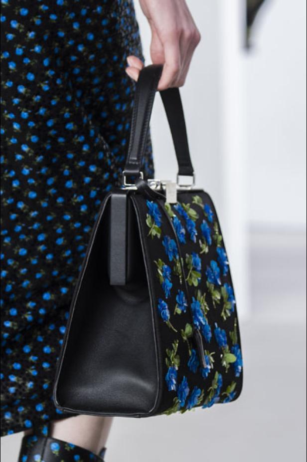 مجموعة مايكل كورس للألبسة الجاهزة لخريف و شتاء 2018