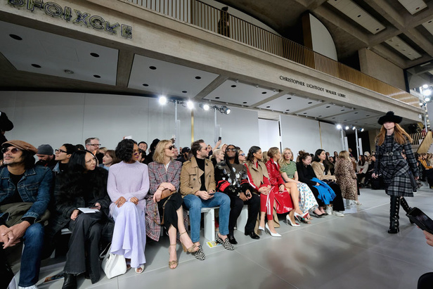 مجموعة مايكل كورس للألبسة الجاهزة لخريف و شتاء 2018