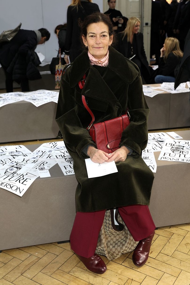 عرض أزياء J.W. ANDERSON لموسم خريف وشتاء2018