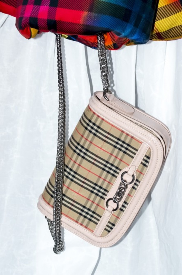 مجموعة بربري من أسبوع الموضة في لندن