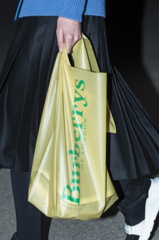 مجموعة بربري من أسبوع الموضة في لندن