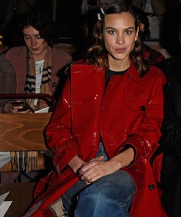 مجموعة بربري من أسبوع الموضة في لندن