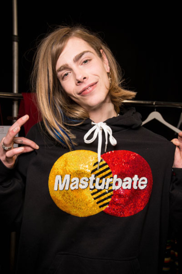 مجموعة Ashish للألبسة الجاهزة لخريف و شتاء 2018