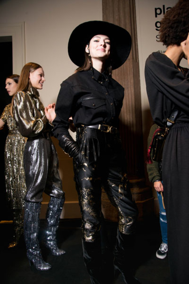 مجموعة Alberta Ferretti لخريف وشتاء ٢٠١٨ !