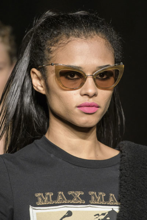 عرض أزياء Max Mara لخريف وشتاء 2018!