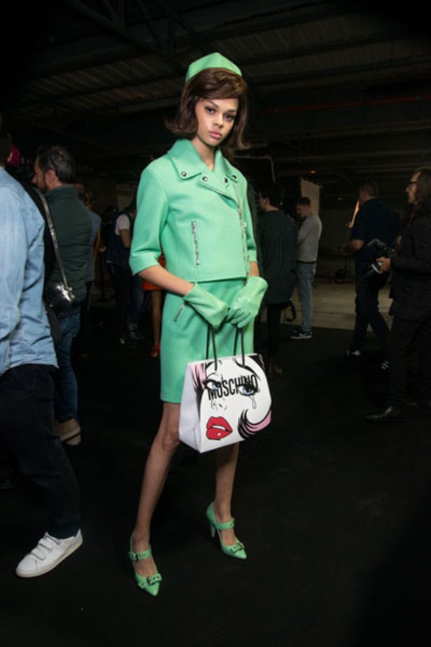 عرض ازياء موسكينو لخريف وشتاء 2018