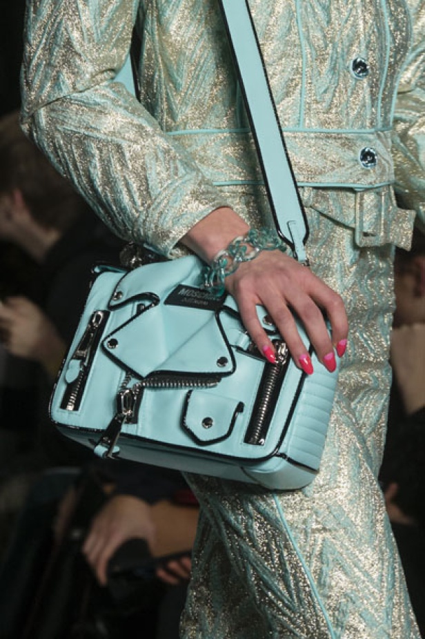 عرض ازياء موسكينو لخريف وشتاء 2018