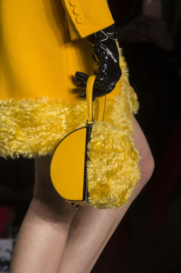 عرض ازياء موسكينو لخريف وشتاء 2018