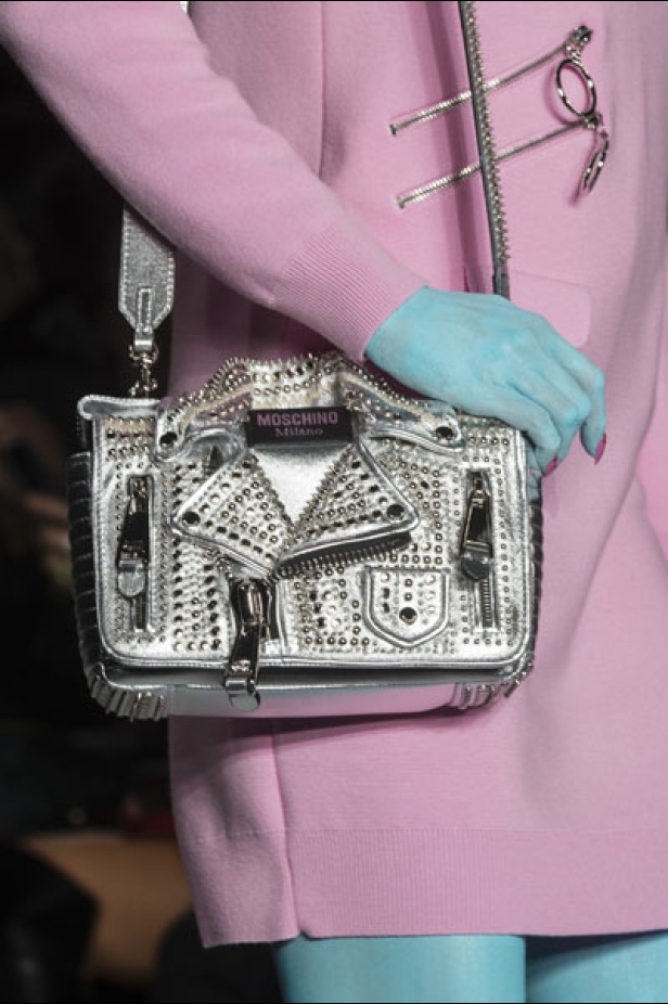 عرض ازياء موسكينو لخريف وشتاء 2018