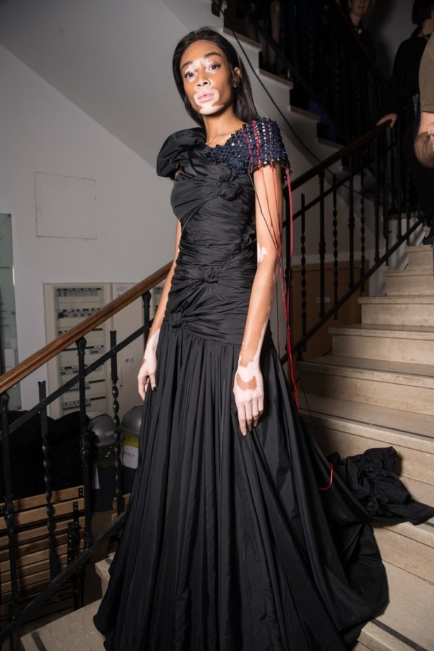 عرض أزياء Vionnet لخريف وشتاء ٢٠١٨ !