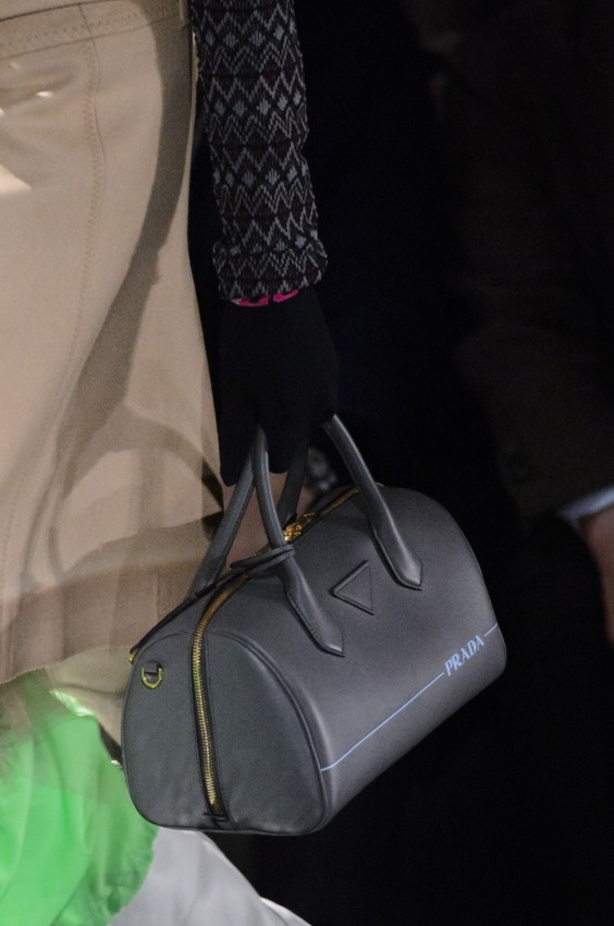 عرض ازياء برادا لخريف وشتاء 2018