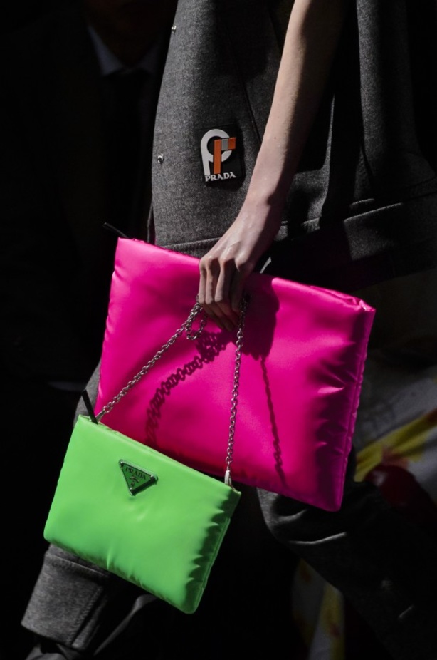 عرض ازياء برادا لخريف وشتاء 2018