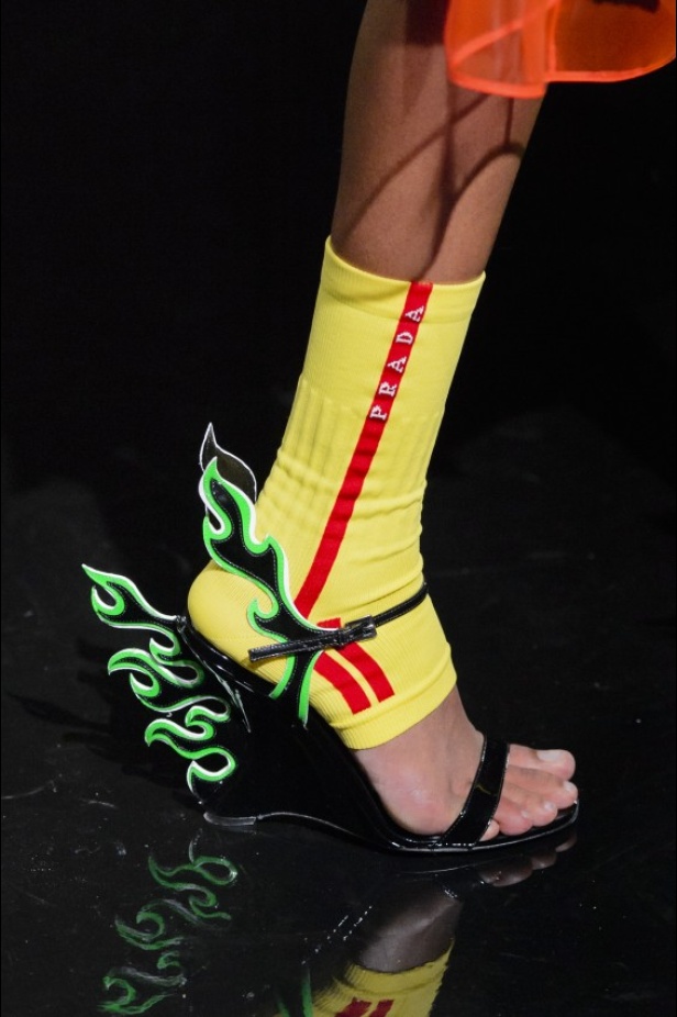 عرض ازياء برادا لخريف وشتاء 2018